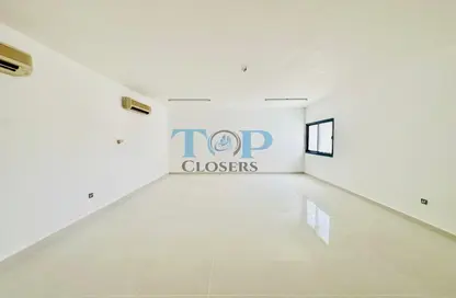 Apartment - 3 Bedrooms - 3 Bathrooms for rent in Central District - Al Ain