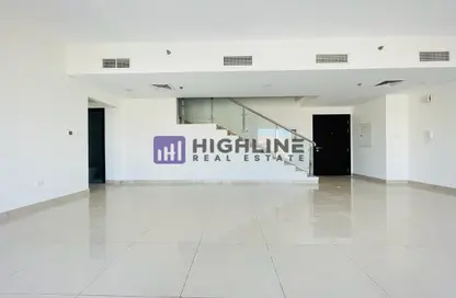 Duplex - 3 Bedrooms - 4 Bathrooms for rent in Royal JVC Building - Jumeirah Village Circle - Dubai