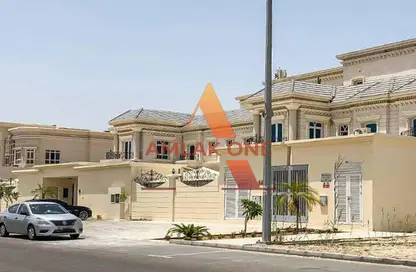 Villa - 5 Bedrooms - 6 Bathrooms for rent in Khalifa City A - Khalifa City - Abu Dhabi