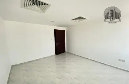 Apartment - 1 Bathroom for rent in RAK Tower - Al Seer - Ras Al Khaimah