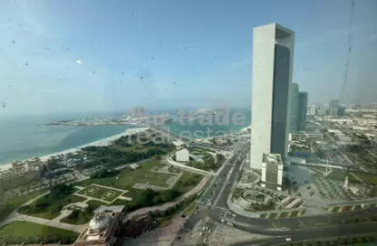 Apartment - 3 Bedrooms - 4 Bathrooms for rent in Etihad Tower 2 - Etihad Towers - Corniche Road - Abu Dhabi