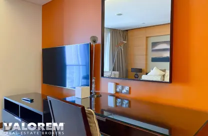 Apartment - 1 Bedroom - 2 Bathrooms for rent in The Dubai Mall Residences - Downtown Dubai - Dubai