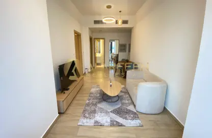 Apartment - 1 Bedroom - 2 Bathrooms for rent in Regina Tower - Jumeirah Village Circle - Dubai