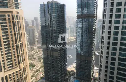 Apartment - 1 Bedroom - 2 Bathrooms for sale in Marina Pinnacle - Dubai Marina - Dubai