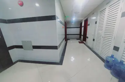 Apartment - 1 Bathroom for rent in Muwailih Building - Muwaileh - Sharjah