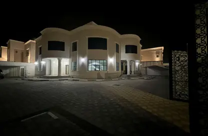 Villa - 7 Bedrooms for rent in Al Bateen - Al Ain