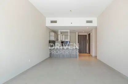 Apartment - 2 Bedrooms - 2 Bathrooms for rent in SOL Avenue - Business Bay - Dubai