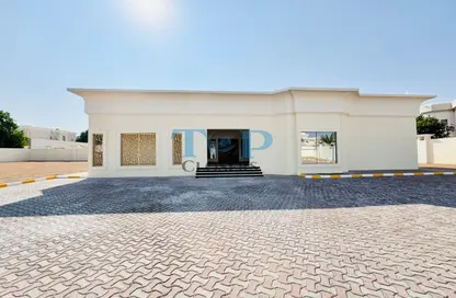 Villa - 4 Bedrooms - 5 Bathrooms for sale in Jefeer Jedeed - Falaj Hazzaa - Al Ain