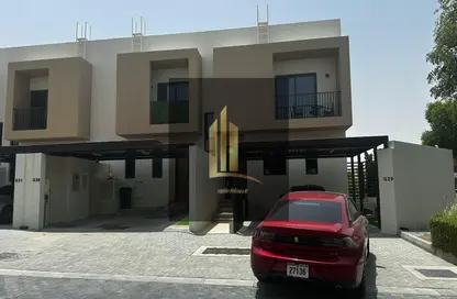 Townhouse - 3 Bedrooms - 4 Bathrooms for sale in Al Suyoh - Sharjah