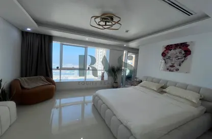 Apartment - 3 Bedrooms - 2 Bathrooms for sale in Marina Pinnacle - Dubai Marina - Dubai