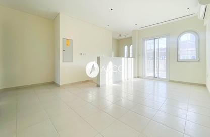 Townhouse - 2 Bedrooms - 4 Bathrooms for rent in Nakheel Townhouses - Jumeirah Village Circle - Dubai