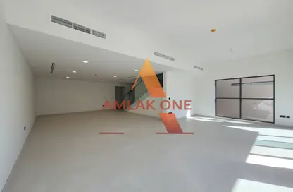 Townhouse - 3 Bedrooms - 4 Bathrooms for sale in Aldhay at Bloom Gardens - Bloom Gardens - Al Salam Street - Abu Dhabi