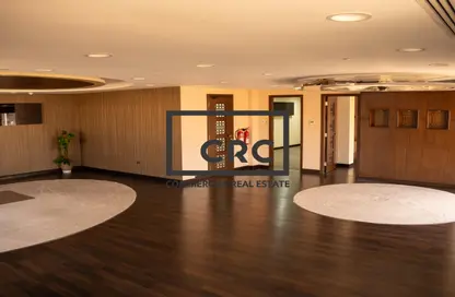 Whole Building - Studio for rent in Al Nahyan - Abu Dhabi