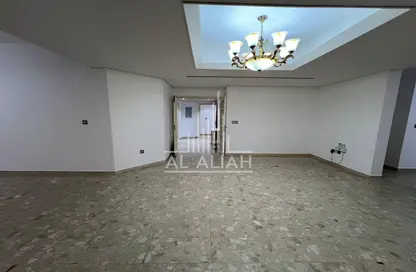 Apartment - 4 Bedrooms - 5 Bathrooms for rent in Electra Street - Abu Dhabi