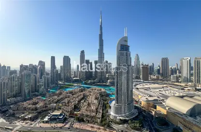 Apartment - 3 Bedrooms - 4 Bathrooms for rent in Burj Royale - Downtown Dubai - Dubai