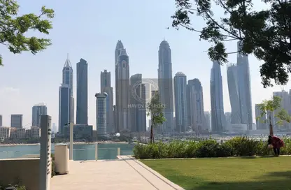 Apartment - 2 Bedrooms - 2 Bathrooms for rent in Sunrise Bay - EMAAR Beachfront - Dubai Harbour - Dubai