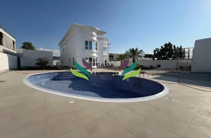 Villa - 5 Bedrooms - 6 Bathrooms for rent in Umm Suqeim 3 Villas - Umm Suqeim 3 - Umm Suqeim - Dubai