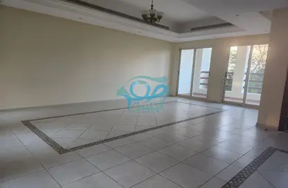 Villa - 4 Bedrooms - 7 Bathrooms for rent in Al Nahyan - Abu Dhabi