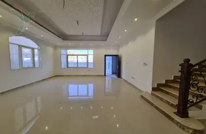 Duplex - 5 Bedrooms - 5 Bathrooms for rent in Al Ragayeb - Al Towayya - Al Ain