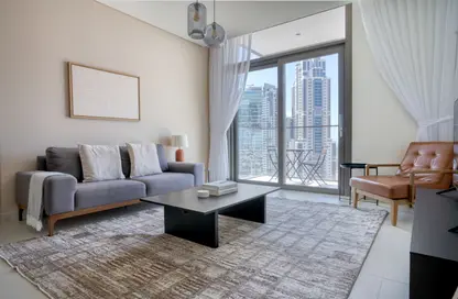 Living Room image for: Apartment - 2 Bedrooms - 2 Bathrooms for rent in Burj Crown - Downtown Dubai - Dubai, Image 1