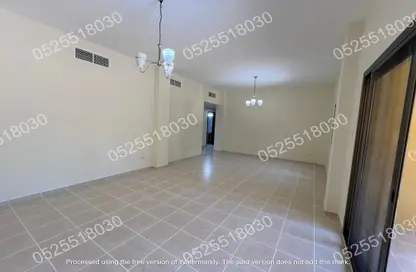 Apartment - 2 Bedrooms - 2 Bathrooms for rent in The Gardens Buildings - The Gardens - Dubai