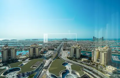 Apartment - 1 Bedroom - 2 Bathrooms for sale in The Palm Tower - Palm Jumeirah - Dubai