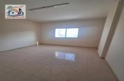 Apartment - 4 Bedrooms - 2 Bathrooms for rent in Al Mahatta - Al Qasimia - Sharjah