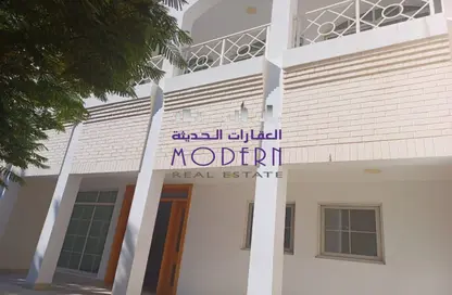 Villa - 5 Bedrooms - 5 Bathrooms for rent in Jumeirah 1 - Jumeirah - Dubai