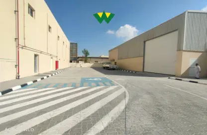 Warehouse - Studio for rent in M-13 - Mussafah Industrial Area - Mussafah - Abu Dhabi