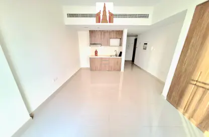 Apartment - 1 Bathroom for rent in Al Zahia - Muwaileh Commercial - Sharjah