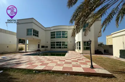 Villa - 5 Bedrooms - 4 Bathrooms for rent in Al Barsha 2 - Al Barsha - Dubai