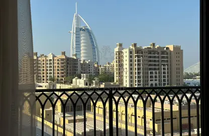 Apartment - 2 Bedrooms - 2 Bathrooms for rent in Asayel 3 - Madinat Jumeirah Living - Umm Suqeim - Dubai