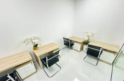 Office Space - Studio - 1 Bathroom for rent in Red Avenue - Al Garhoud - Dubai