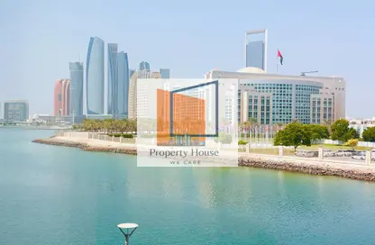 Apartment - 2 Bedrooms - 3 Bathrooms for rent in Al Marasy - Al Bateen - Abu Dhabi