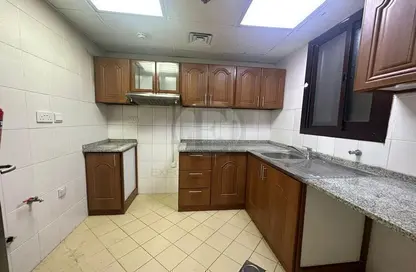 Apartment - 1 Bedroom - 1 Bathroom for rent in Al Ain Tower - Hamdan Street - Abu Dhabi