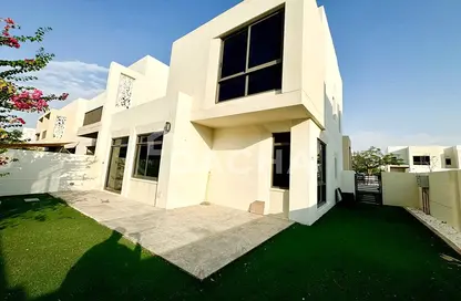 Townhouse - 4 Bedrooms - 5 Bathrooms for sale in Hayat Townhouses - Town Square - Dubai