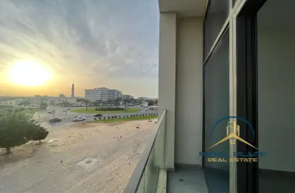 Apartment - 2 Bedrooms - 2 Bathrooms for rent in The Edge - Dubai Investment Park (DIP) - Dubai