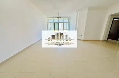 Apartment - 2 Bedrooms - 3 Bathrooms for rent in Al Hafeet Tower - Al Taawun Street - Al Taawun - Sharjah