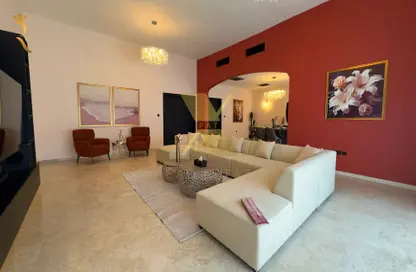 Villa - 5 Bedrooms - 6 Bathrooms for rent in Khalifa Street - Abu Dhabi