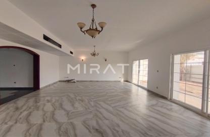 Villa - 4 Bedrooms - 5 Bathrooms for rent in Mirdif Villas - Mirdif - Dubai