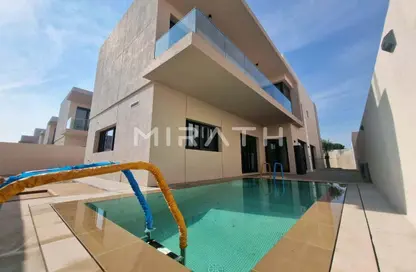 Villa - 4 Bedrooms - 6 Bathrooms for rent in Al Garhoud Villas - Al Garhoud - Dubai