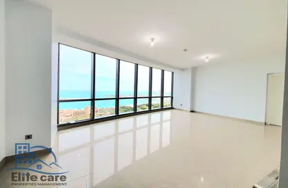 Apartment - 2 Bedrooms - 3 Bathrooms for rent in Etihad Tower 2 - Etihad Towers - Corniche Road - Abu Dhabi