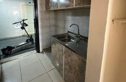 Apartment - 1 Bathroom for rent in Oasis Tower - Al Rashidiya 1 - Al Rashidiya - Ajman