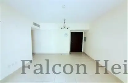 Apartment - 1 Bedroom - 1 Bathroom for rent in Al Khan - Sharjah