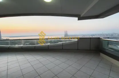 Apartment - 5 Bedrooms - 5 Bathrooms for rent in Al Mina Tower - Al Mina - Abu Dhabi