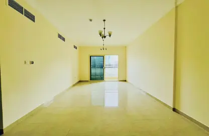 Apartment - 2 Bedrooms - 3 Bathrooms for rent in Al Taawun - Sharjah