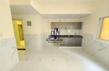 Apartment - Studio - 1 Bathroom for rent in Muwaileh 3 Building - Muwaileh - Sharjah