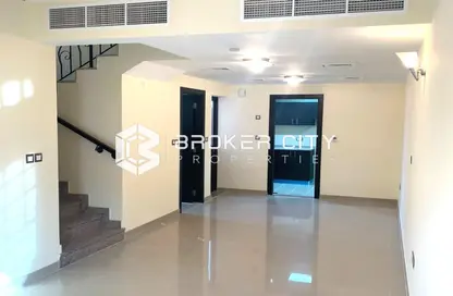 Villa - 2 Bedrooms - 3 Bathrooms for rent in Hydra Village - Abu Dhabi