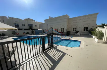 Villa - 5 Bedrooms - 6 Bathrooms for rent in Umm Suqeim 1 Villas - Umm Suqeim 1 - Umm Suqeim - Dubai