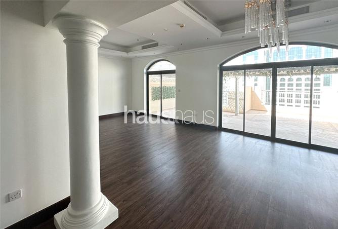 Penthouse - 3 Bedrooms - 3 Bathrooms for rent in Golden Mile 2 - Golden Mile - Palm Jumeirah - Dubai